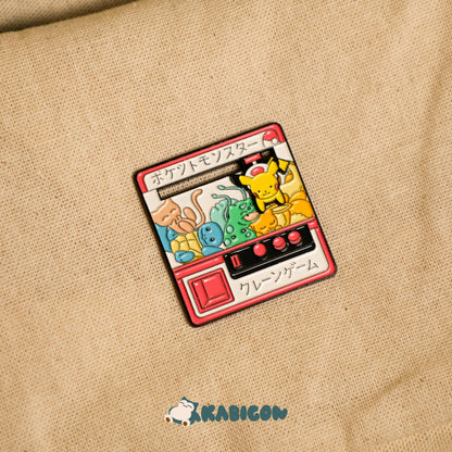 CLAW MACHINE PIN (sliding Pikachu)